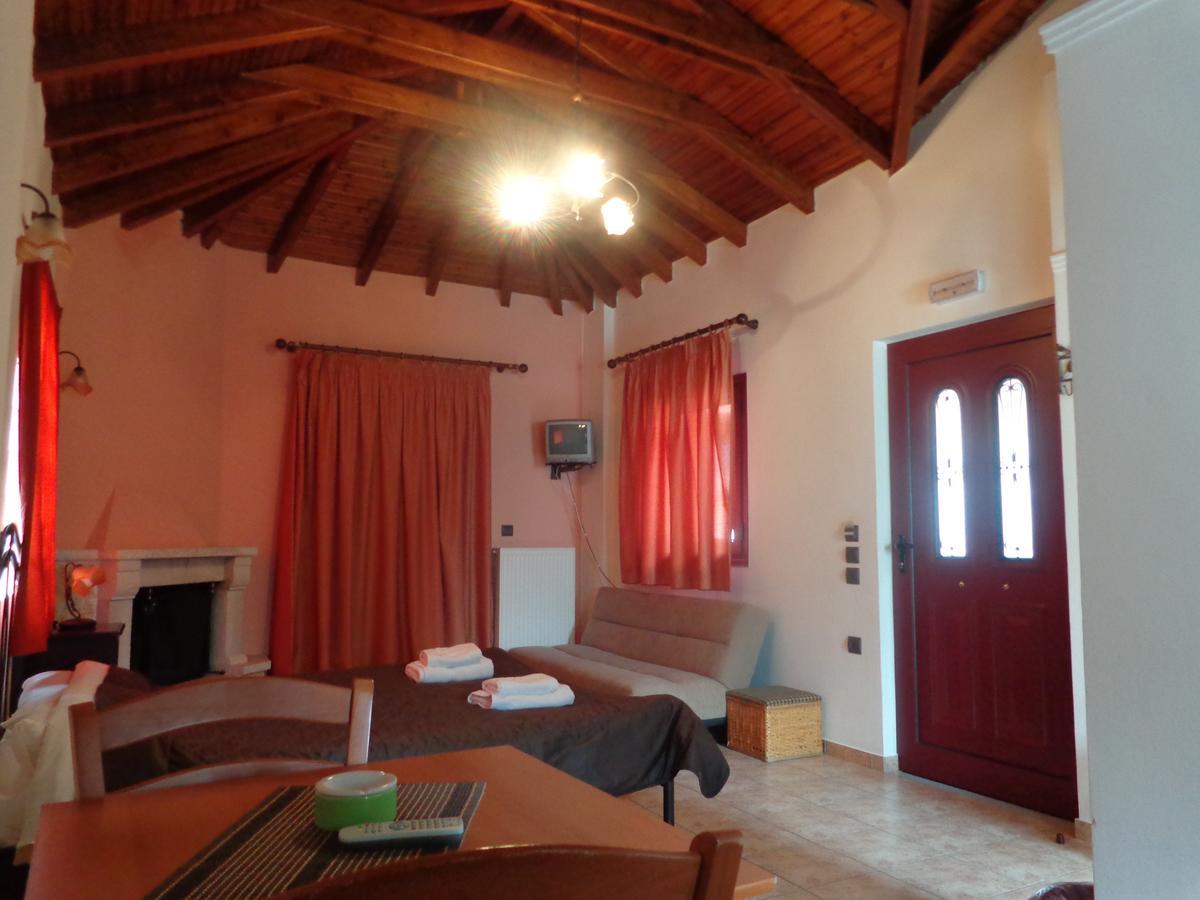 Alonaki Guesthouse Platanos  Exterior photo